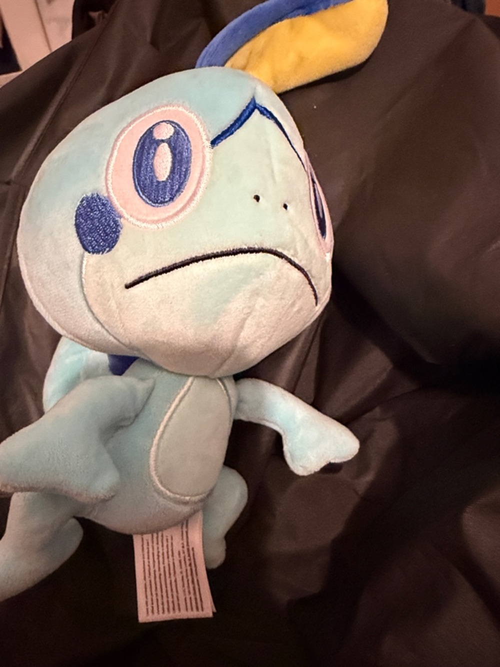 Blue sobble Pokémon V Plush Toy - Light Blue & Yellow